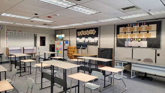 Vail Ranch Middle School Classroom Standard in Temecula