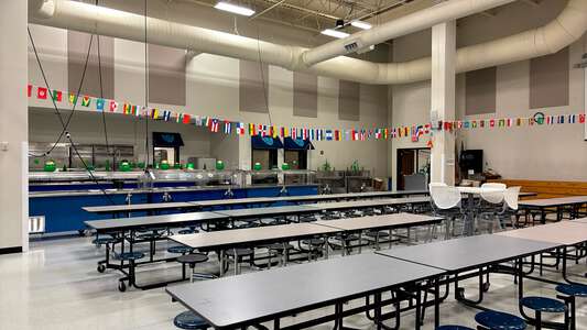 Radloff Middle School Cafeteria in Duluth