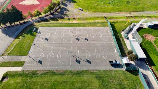 Vallejo High School Outdoor Basketball Courts in Vallejo