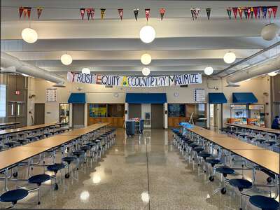 Dowdell Magnet Middle School (0842) Cafeteria in Tampa