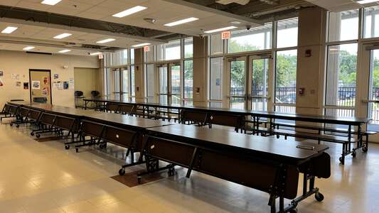 Cafeteria (3 hr min)