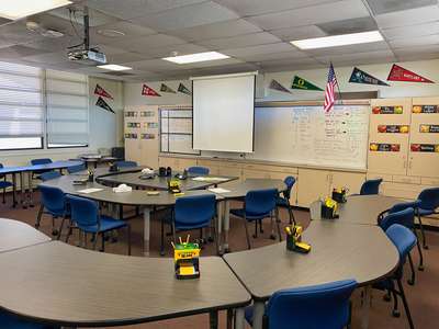Cypress Elementary School (SBCUSD) Library in Highland