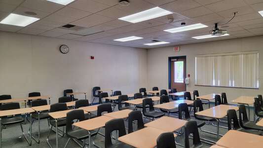 Bella Vista Middle School Classroom Standard in Murrieta