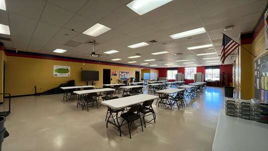 Horace Mann Dual Language Magnet School Cafeteria in Wichita 3