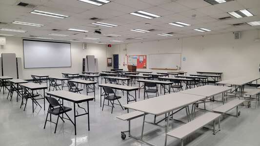 Bassett Adult School Cafeteria in La Puente