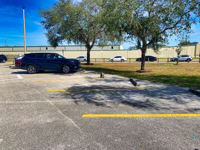 Heritage Elementary School (1831) Parking Lot - Front in Tampa