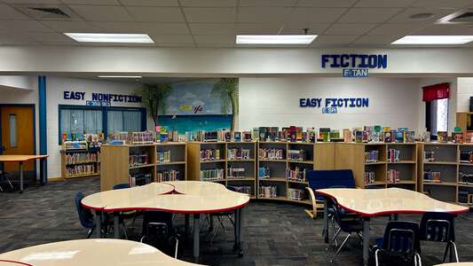 Red Mill Elementary School Library in Virginia Beach