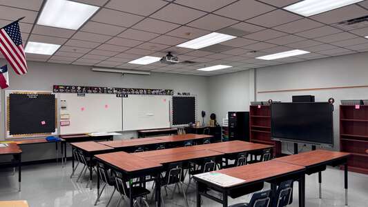 Jones Elementary School Classroom Standard in Humble