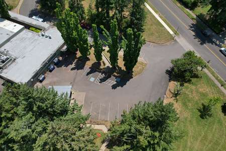 Edgewood Elementary School Parking Lot - Side in Eugene 2