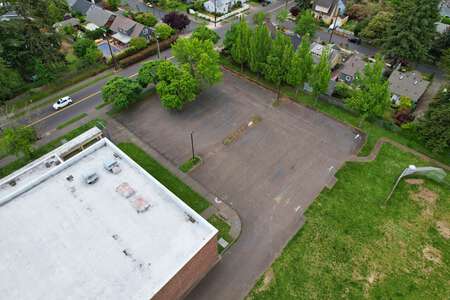 Beaumont Middle School Outdoor Basketball Courts in Portland