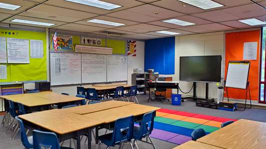 Chesterton Elementary School Classroom Standard in San Diego