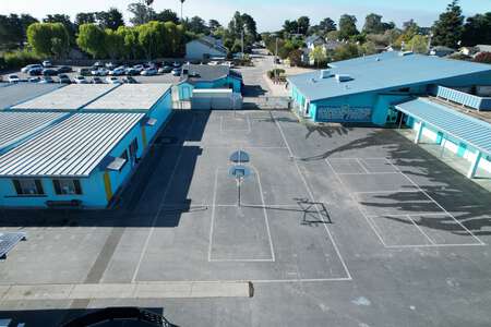Del Mar Elementary School Outdoor Basketball Courts in Santa Cruz