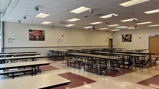 Kinnaman Elementary School Cafeteria in Beaverton