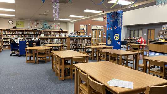 Seminary Hills Park Elementary School Library in Fort Worth