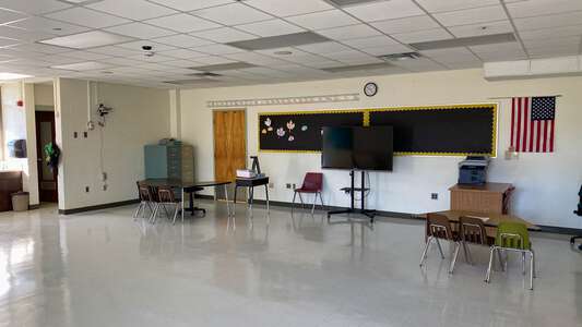 McInnis Elementary School Classroom Standard in DeLeon Springs