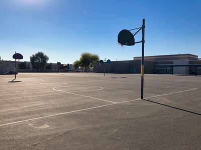 Cambeiro - Arturo Elementary School Outdoor Basketball Courts in Las Vegas 2