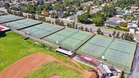 Pasadena High School Tennis Courts in Pasadena