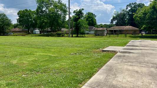 Glen Oaks Magnet High School Field - Practice 4 in Baton Rouge 3