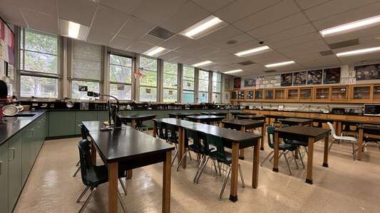 John Muir Middle School Classroom Standard in Burbank 4