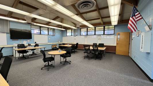 Deer Park Elementary School Classroom Standard in New Port Richey