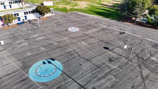 Harbor View Elementary School (K-6) Outdoor Basketball Courts in Corona del Mar