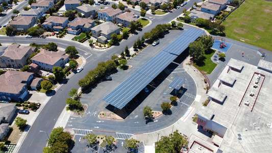 Delaine Eastin Elementary School Parking Lot - Front in Union City