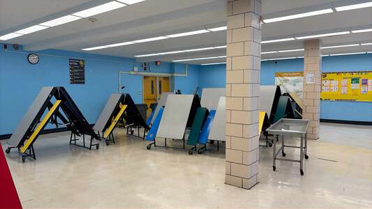 Tilton - George W Tilton Elementary School Cafeteria in Chicago 3