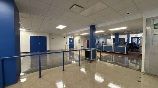 East Jefferson High School Cafeteria in Metairie 4