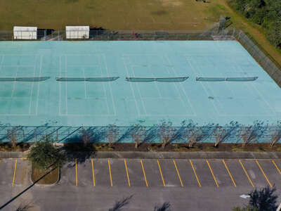 Strawberry Crest High School (0093) Tennis Courts in Dover