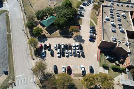 Luella Merrett Elementary School Parking Lot - Main in Fort Worth 5