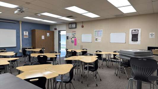 Vista High School Classroom Standard in Vista 4