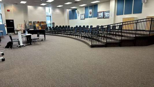 Meadowcreek High School Room 4.131 - Chorus in Norcross