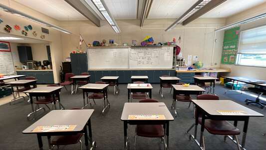 Lone Tree Elementary School Classroom Standard in Antioch 3