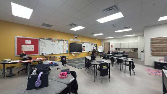 Elbert Elementary School Classroom Standard in Winter Haven 2
