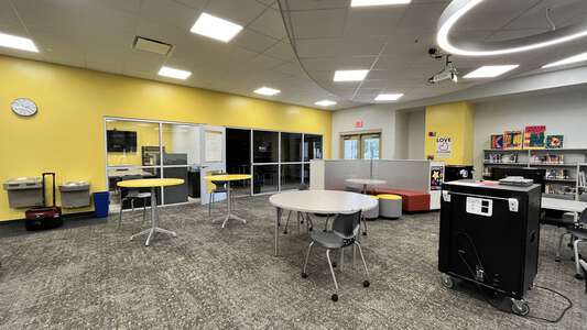 James M. Marlowe Elementary School Library in New Port Richey