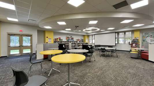 James M. Marlowe Elementary School Library in New Port Richey