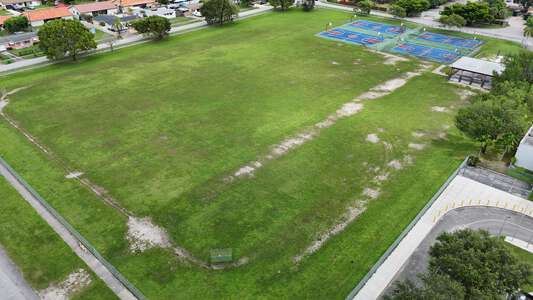 Frank Crawford Martin K-8 Center Field - Practice in Miami