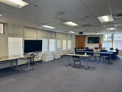 Burlingame School District Boardroom in Burlingame