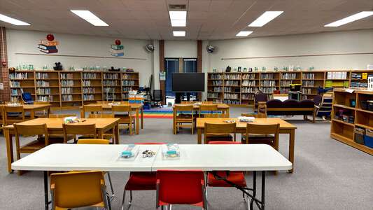 Lawrence Elementary School Library in Wichita 2
