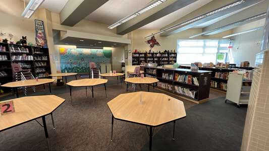 Lone Tree Elementary School Library in Antioch 5