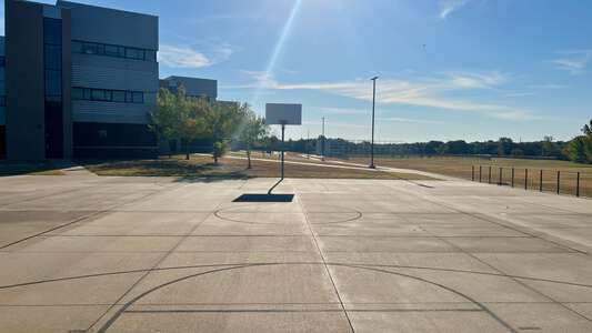 Zan Wesley Holmes Jr Middle School Outdoor Basketball Courts in Dallas 2