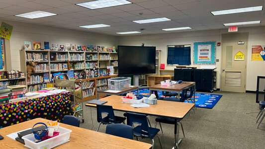 Merrydale Elementary School Library in Baton Rouge