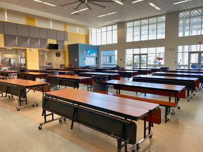 Westridge Middle School Cafeteria in Orlando