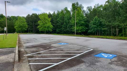 Kemp Primary School Parking Lot - Main in Hampton