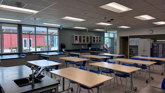 Esencia K-8 School Science Room in Rancho Mission Viejo