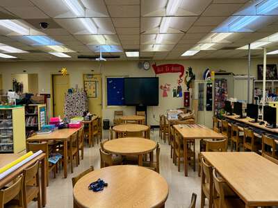 Charles R. Hadley Elementary School Media Center in Miami