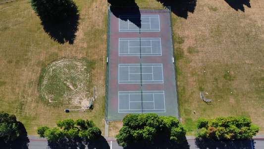 Riverside High School Tennis Courts in Tualatin