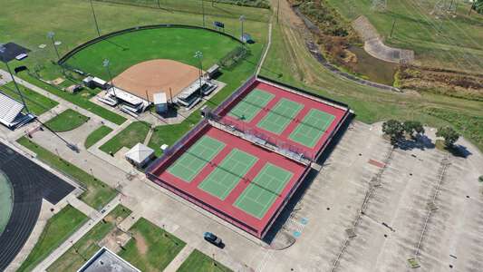 Ridge Point High School Tennis Courts in Missouri City 2