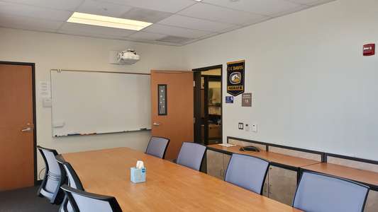 UC Davis - Conference Room