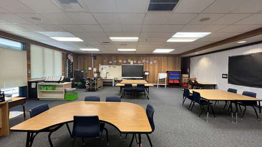Samantha Smith Elementary School Classroom Standard in Sammamish